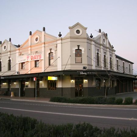 Peden'S Hotel Cessnock Exterior photo