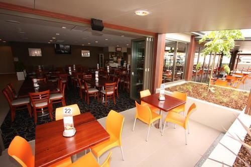 Peden'S Hotel Cessnock Exterior photo